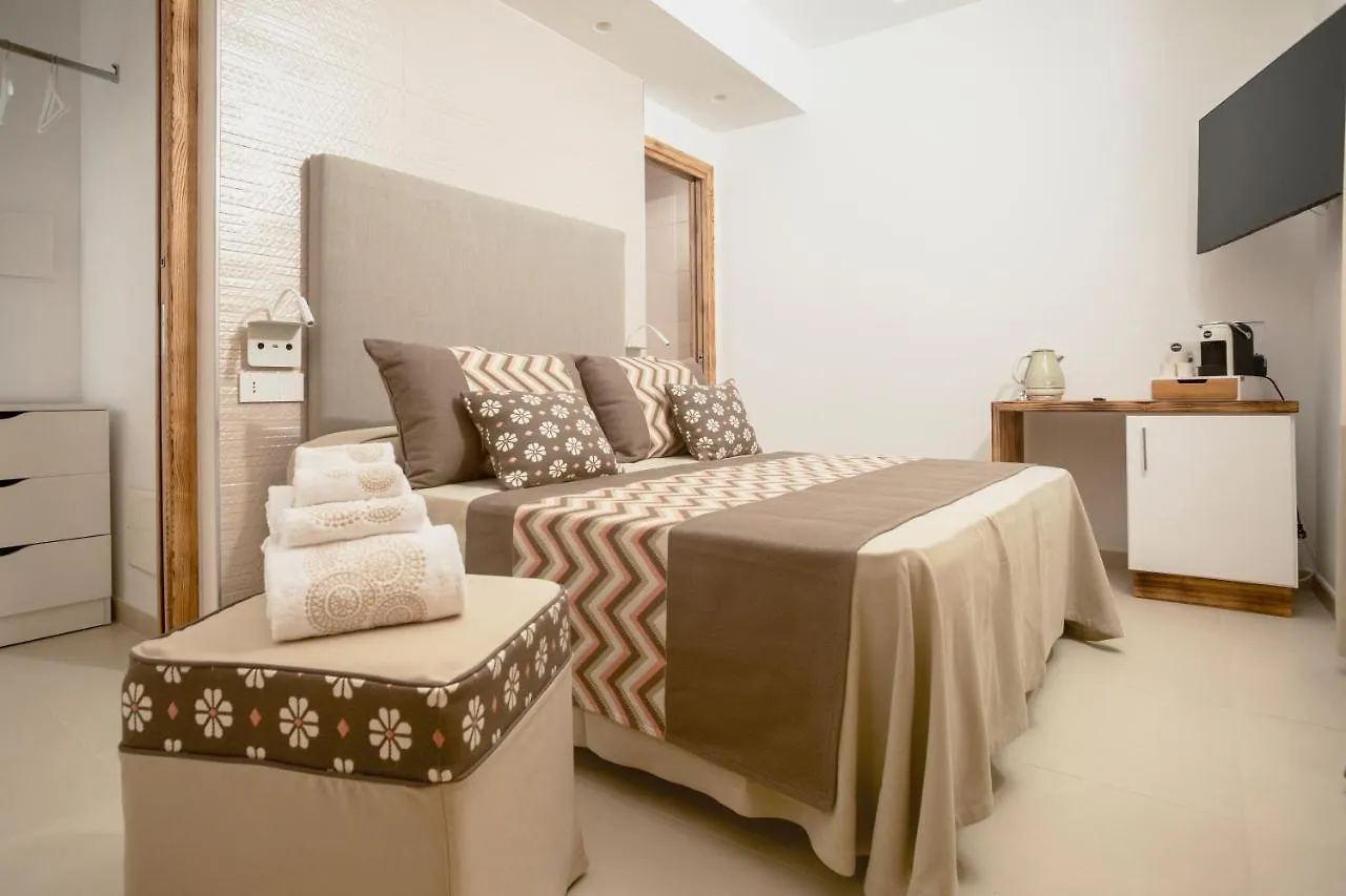 Assaje' Luxury Rooms Santa Teresa Gallura Couette-café