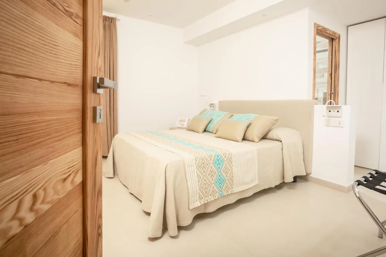 Bed & Breakfast Assaje' Luxury Rooms Santa Teresa di Gallura Italia